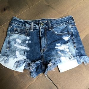 American Eagle Distressed Hi Rise Shortie. EUC!